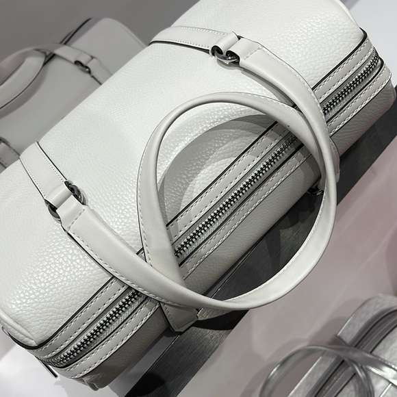 MICHAEL KORS JST TRAVEL MD DUFFLE SATCHEL SHOULDER CROSSBODY BAG MK  OPTIC WHITE - Picture 5 of 16